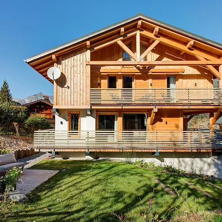 Chalet Belle Des Neiges - Alpes Travel - Sleeps 9 Les Houches
