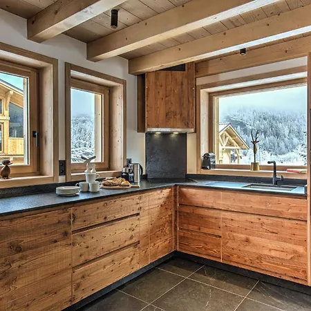 Belle Des Neiges - Alpes Travel - Sleeps 9 Les Houches