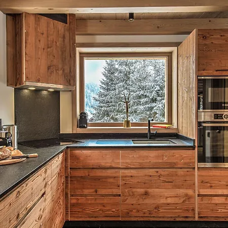 Belle Des Neiges - Alpes Travel - Sleeps 9 Les Houches